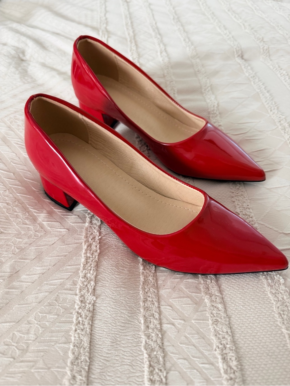 Women's Red Patent Pointed-Toe Low Block Heels